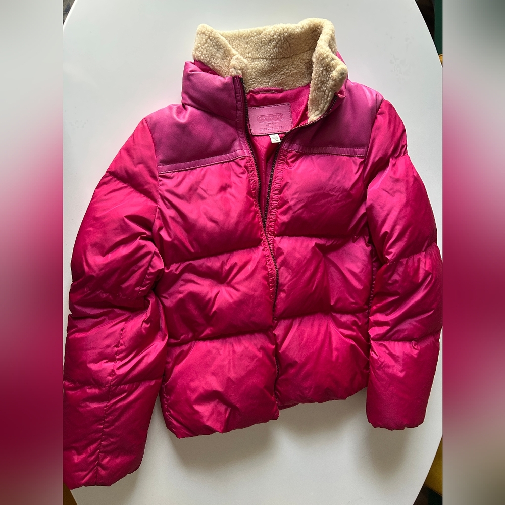 Coach 83124 Women's Authentic Legacy Down Puffer Short Jacket Coat Hot Pink M